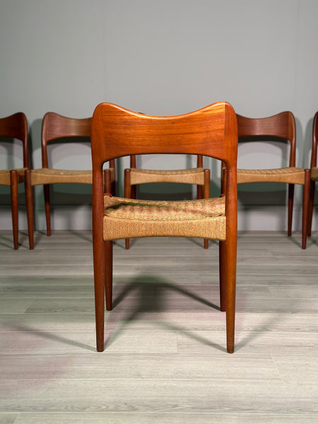 Set of 6 Danish Teak And Paper Cord Dining Chairs Designed By Arne Hovmand Olsen For Mogens Kold