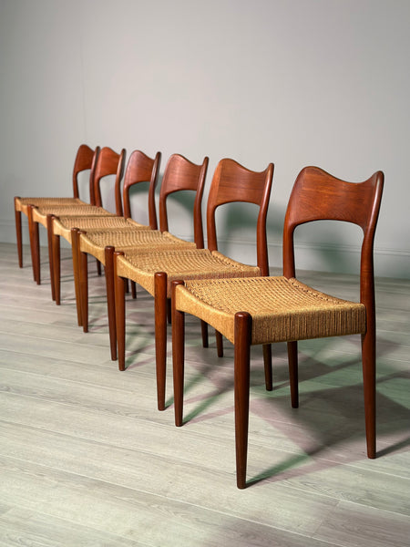 Set of 6 Danish Teak And Paper Cord Dining Chairs Designed By Arne Hovmand Olsen For Mogens Kold