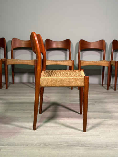 Set of 6 Danish Teak And Paper Cord Dining Chairs Designed By Arne Hovmand Olsen For Mogens Kold