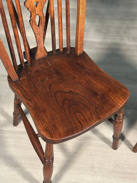 A Set of 6 19th Century Wheelback Dining Chairs