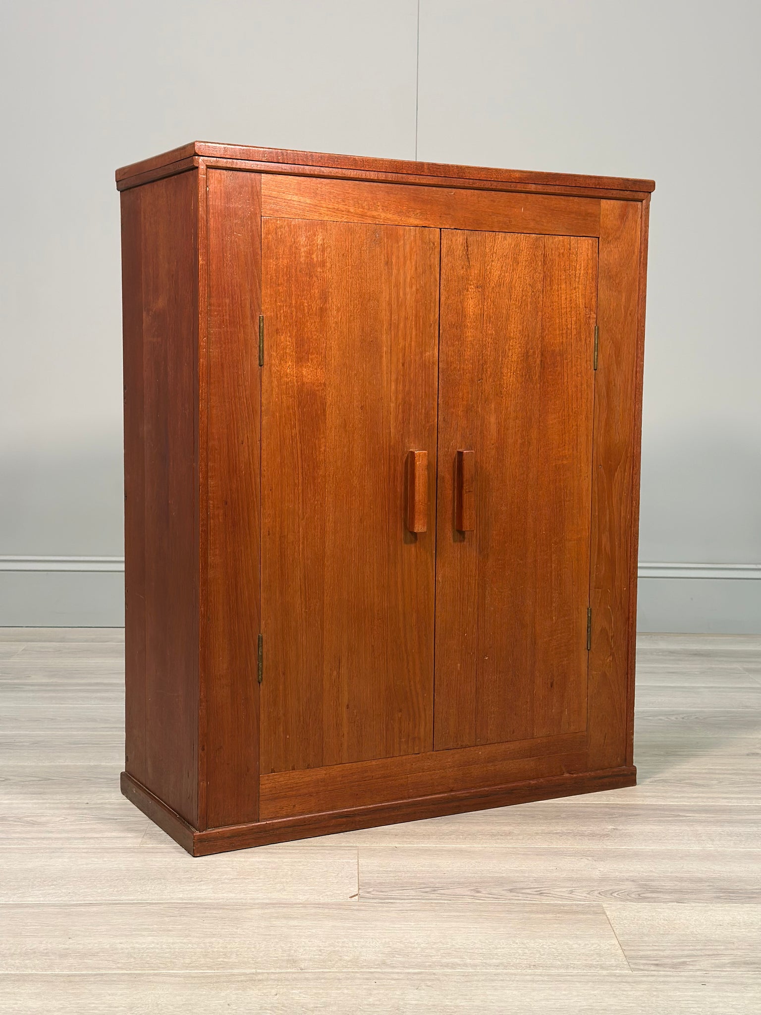 Small Cotswold Oak Cupboard C1930