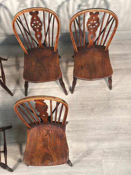 A Set of 6 19th Century Wheelback Dining Chairs