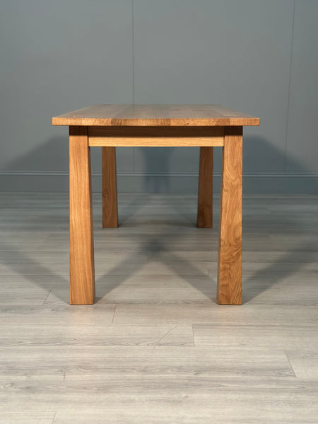 Arts And Crafts Style Oak Dining Table