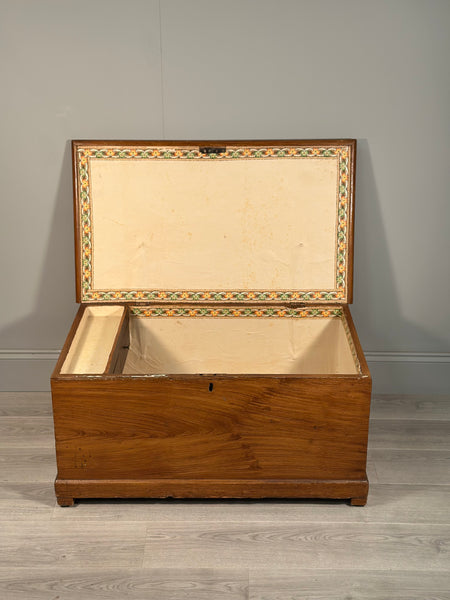 Antique Pine Blanket Box In Scumble Paint