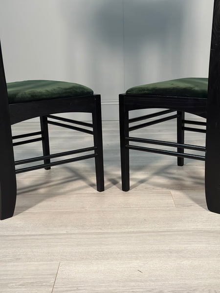 Set of 6 Argyle Dining Chairs Designed By Charles Rennie Mackintosh, Italy 1980’s