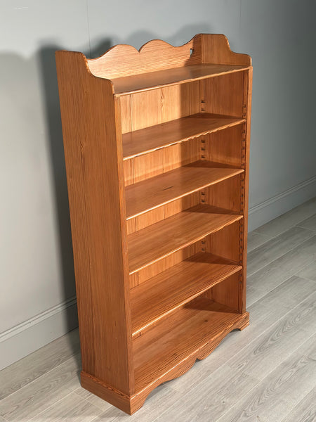 Arts And Crafts Pitch Pine Bookcase C.1900
