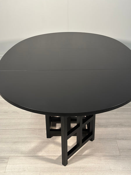 DS1 Dining Table Designed by Charles Rennie Mackintosh, Italy 1980’s