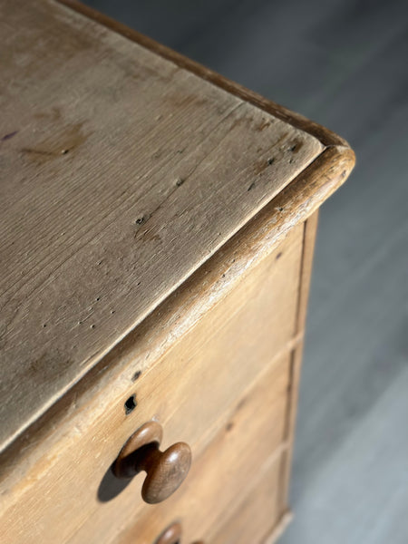 Victorian Pine Chest Of Drawers