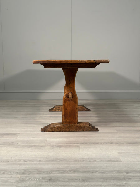 Early 19th Century Pine Dining Table