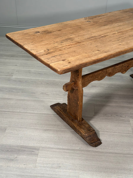 Early 19th Century Pine Dining Table
