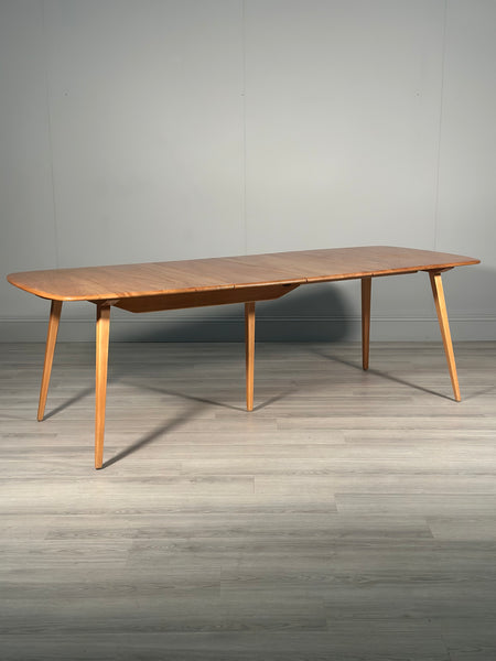 Ercol Grand Windsor Dining Table