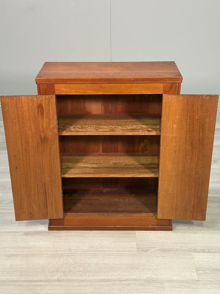 Small Cotswold Oak Cupboard C1930