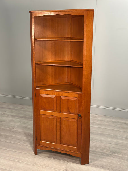 Arts & Crafts Oak Corner Cupboard By Arthur Reynolds