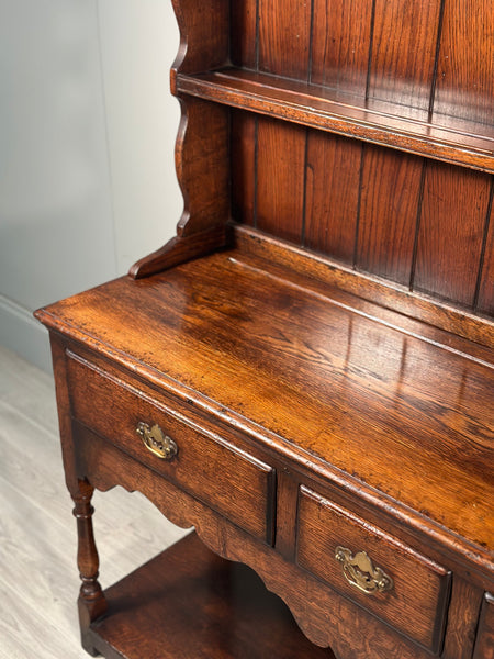 Oak Dresser By Titchmarsh & Goodwin