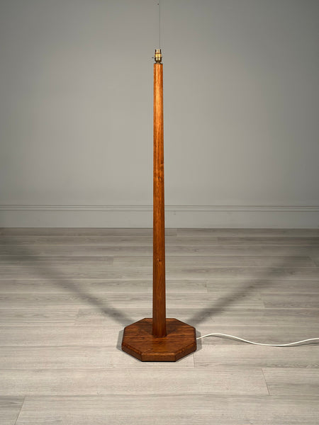 Arts and Crafts Cotswold School Oak Standard Lamp By Arthur Reynolds