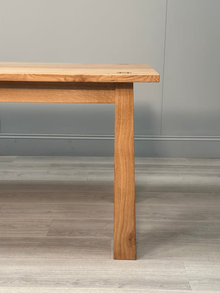 Arts And Crafts Style Oak Dining Table