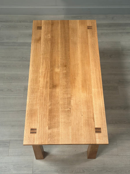 Arts And Crafts Style Oak Dining Table