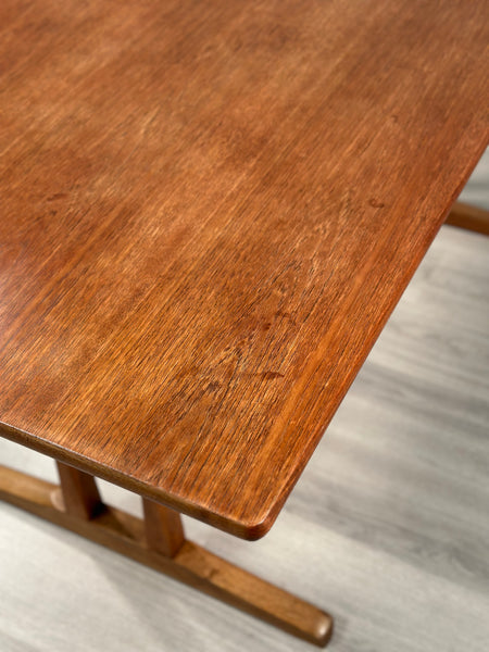 Danish Shaker Dining Table By Borge Mogensen c.1960