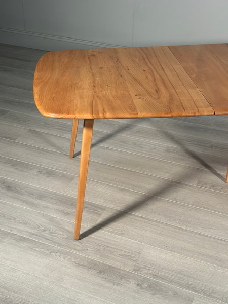 Ercol Grand Windsor Dining Table