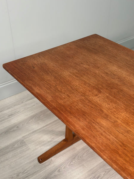 Danish Shaker Dining Table By Borge Mogensen c.1960