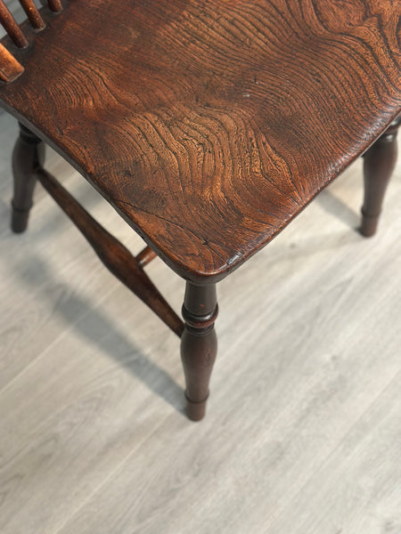 A Set of 6 19th Century Wheelback Dining Chairs