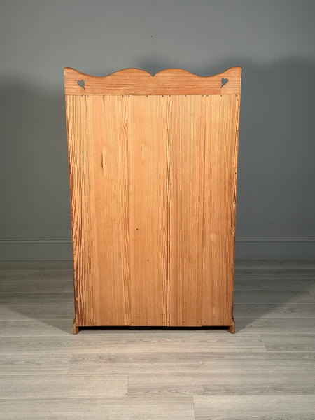 Arts And Crafts Pitch Pine Bookcase C.1900