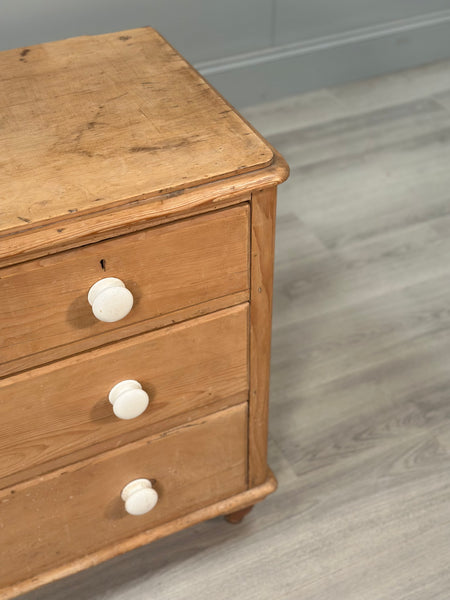 Victorian Pine Chest Of Drawers