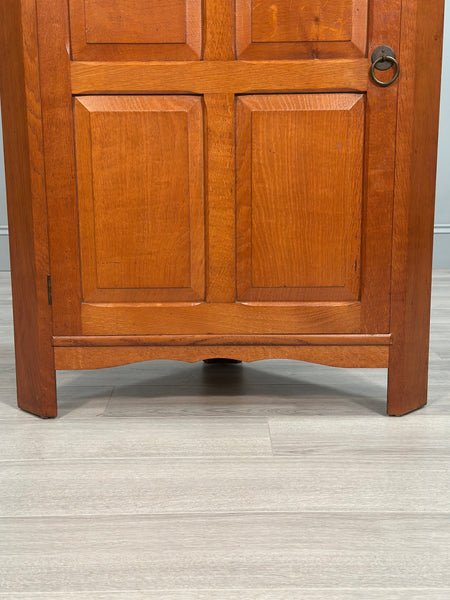 Arts & Crafts Oak Corner Cupboard By Arthur Reynolds