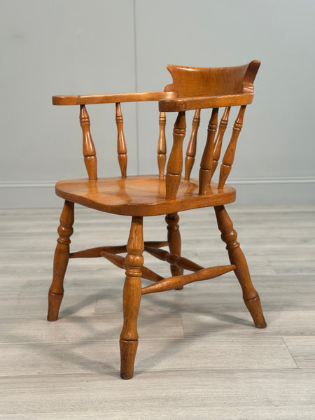 Antique Oak Captain’s Chair C.1910