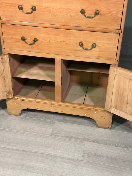 Early 19th Century Pine Linen Press