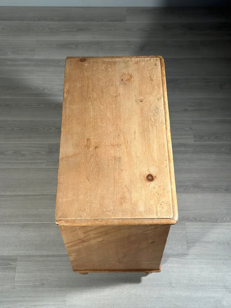Victorian Pine Chest Of Drawers