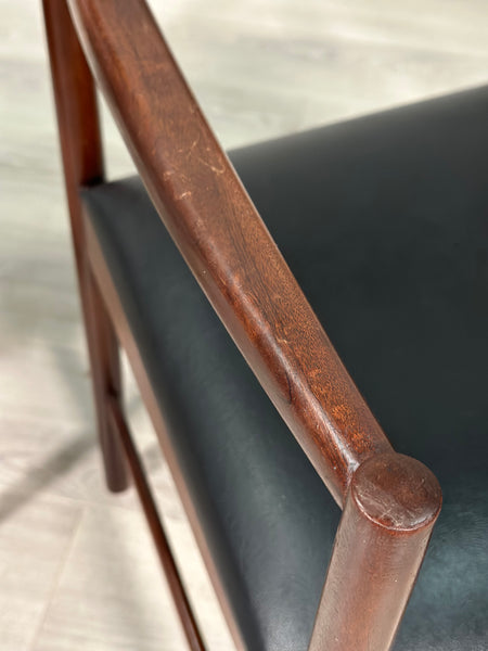 A Pair Of Rosewood McIntosh Carver Chairs