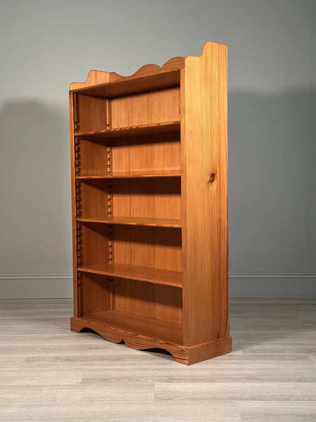 Arts And Crafts Pitch Pine Bookcase C.1900