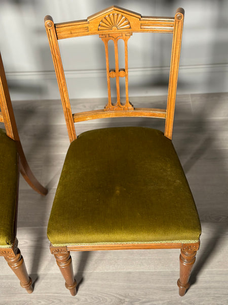 A Set Of 4 Satin Walnut Aesthetic Movement Dining Chairs c.1900