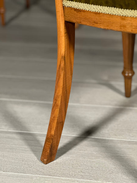 A Set Of 4 Satin Walnut Aesthetic Movement Dining Chairs c.1900