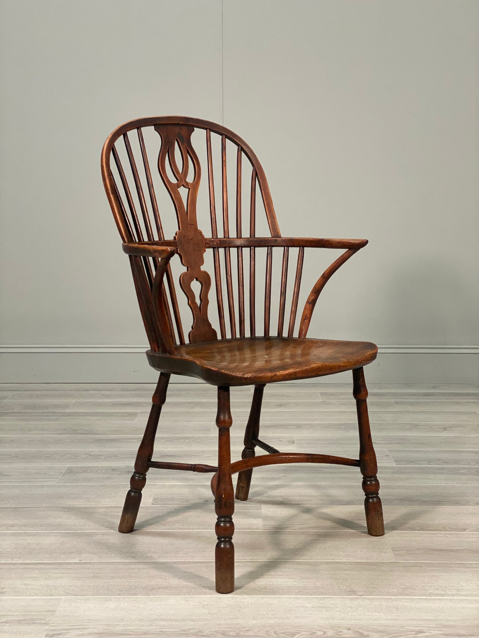 19th Century Elm Windsor Chair