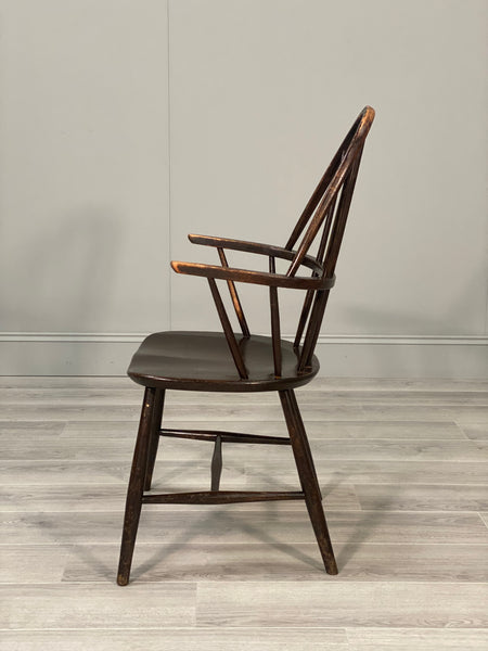1920’s Windsor Chair In Original Finish