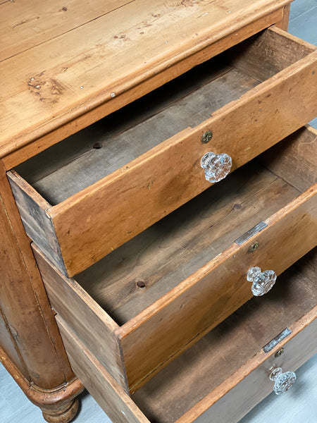 Victorian Farmhouse Pine Chest of Drawers