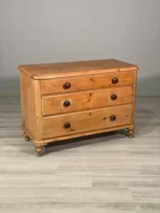 Victorian Pine Chest Of Drawer’s
