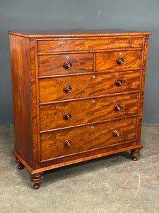 Large 19th Century Mahogany Chest Of Drawers With Secret Drawer