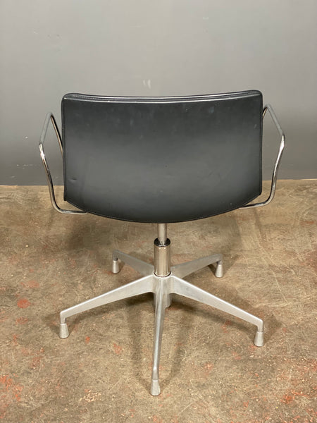 A Set Of 6 Stylish Italian Office Chairs by Arper