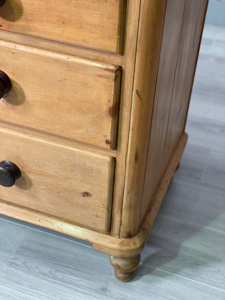 Victorian Pine Chest Of Drawer’s