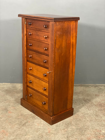 Edwardian Mahogany Wellington Chest