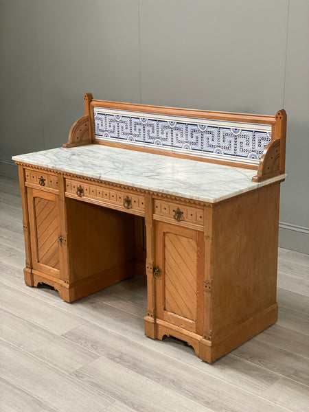 19th Century Aesthetic Movement Ash Washstand