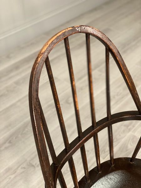 1920’s Windsor Chair In Original Finish