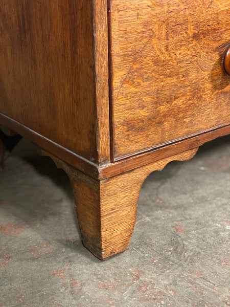 Georgian Oak Chest Of Drawers