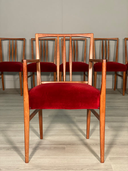 Set Of Eight Gordon Russell Oak Dining Chair’s