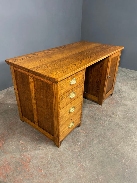 Early 20th Century Oak Teachers Desk c1920