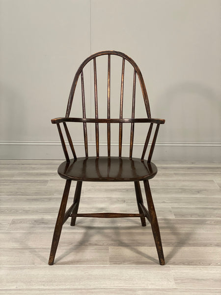 1920’s Windsor Chair In Original Finish