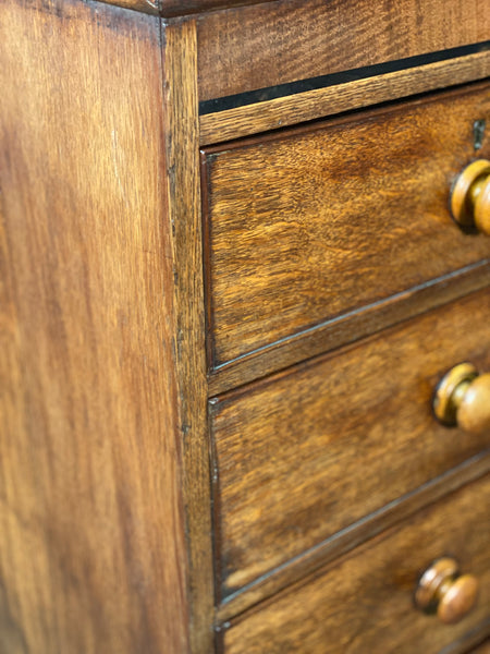 Georgian Oak Chest Of Drawers